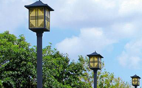 和静庭院灯安装间距与布灯设计全解析