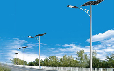 农村道路装和静太阳能路灯选多大瓦数实测